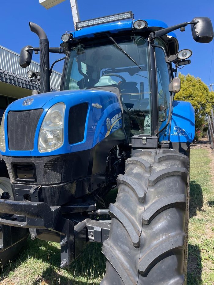 2016 New Holland T6.140