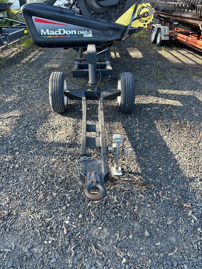 2012 MacDon D60 25Ft