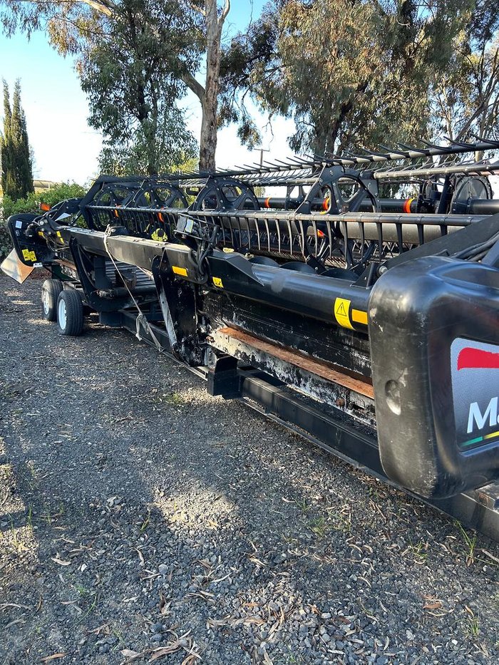 2012 MacDon D60 25Ft