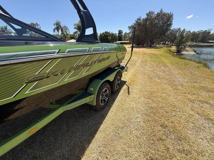 2015 Nautique Ski Nautique 200 Open Bow