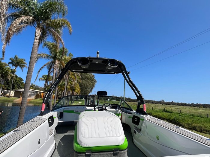 2015 Nautique Ski Nautique 200 Open Bow
