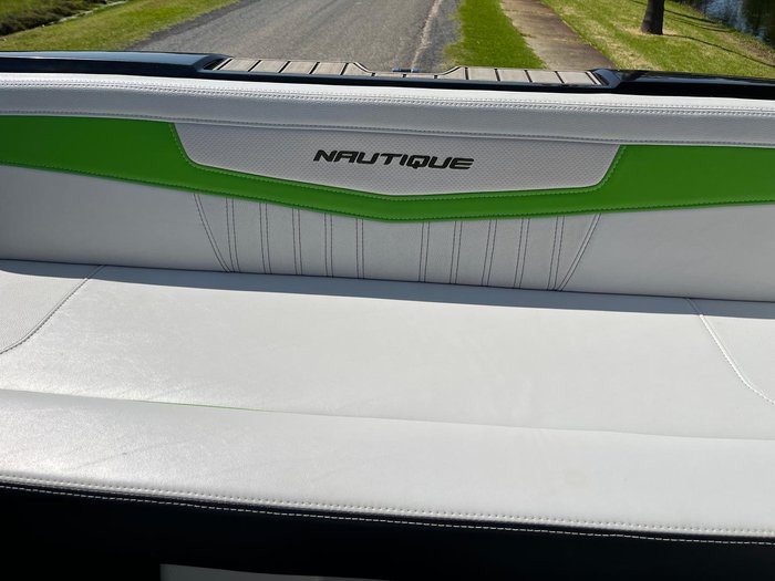 2015 Nautique Ski Nautique 200 Open Bow