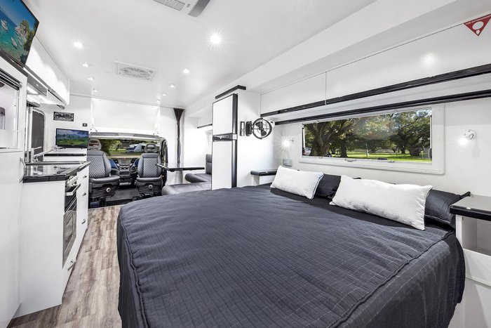 2026 Paradise MotorHomes INSPIRATION SERIES (MARCH DELIVERY 2026)