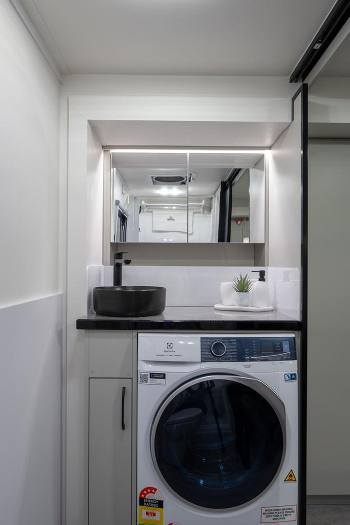 2026 Paradise MotorHomes INDEPENDENCE SERIES (AVAILABLE TO ORDER)