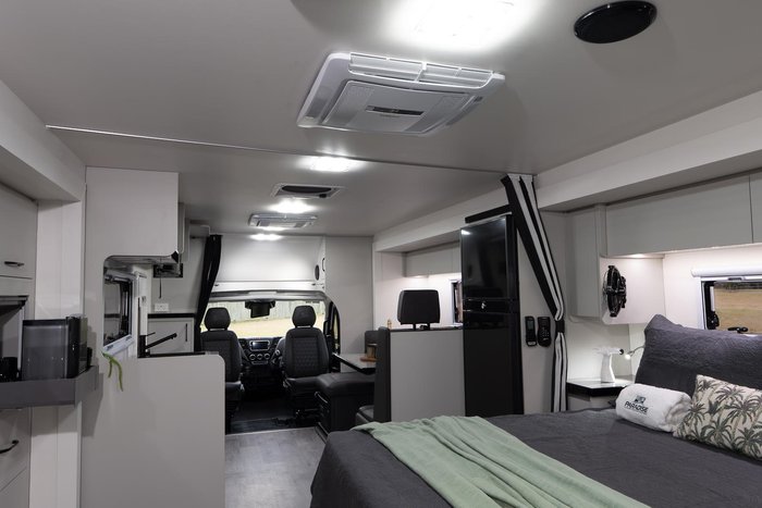 2026 Paradise MotorHomes INDEPENDENCE SERIES (AVAILABLE TO ORDER)