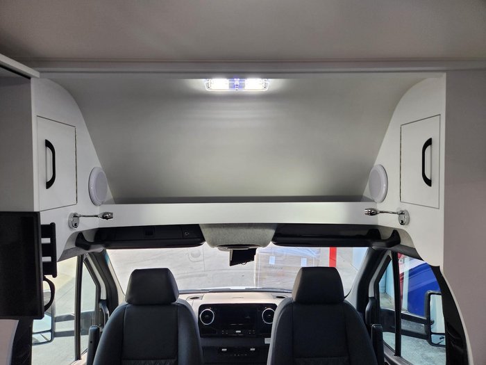 2024 Paradise MotorHomes SL DELUXE (AVAILABLE NOW, RUN OUT SALE)