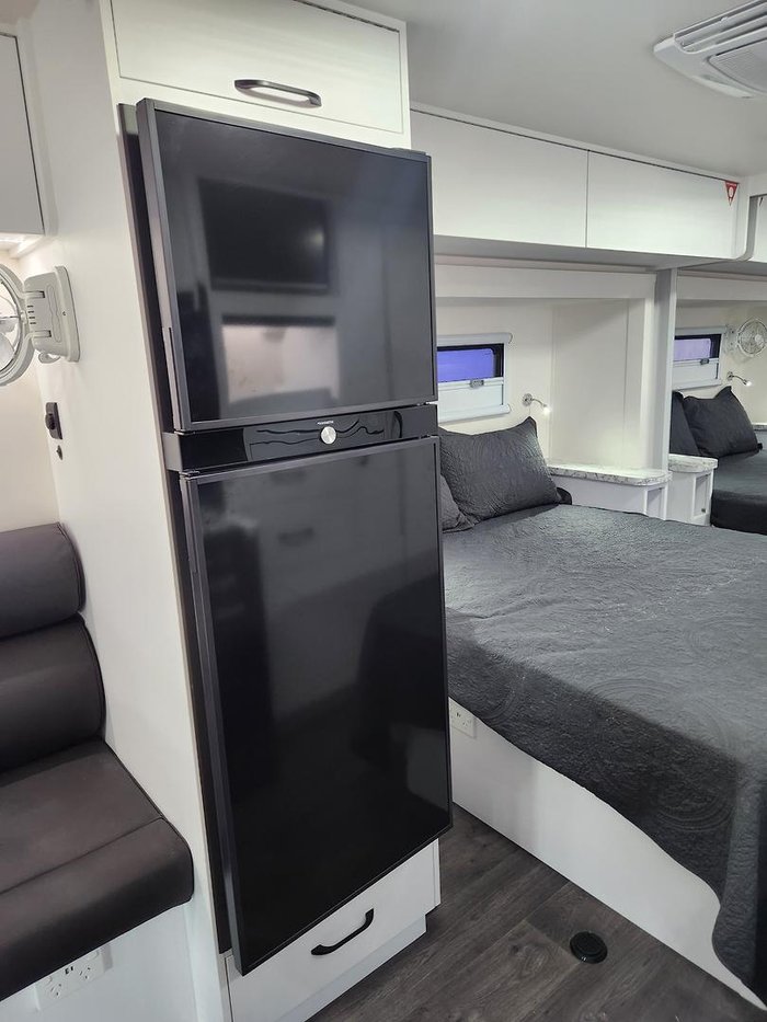2024 Paradise MotorHomes SL DELUXE (AVAILABLE NOW, RUN OUT SALE)