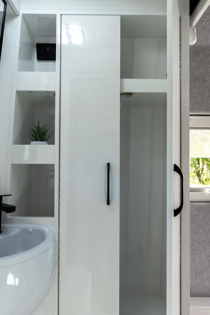 2026 Paradise MotorHomes Oasis Platinum AWD 519 (TAKING ORDERS FOR 2026 DELIVERY)