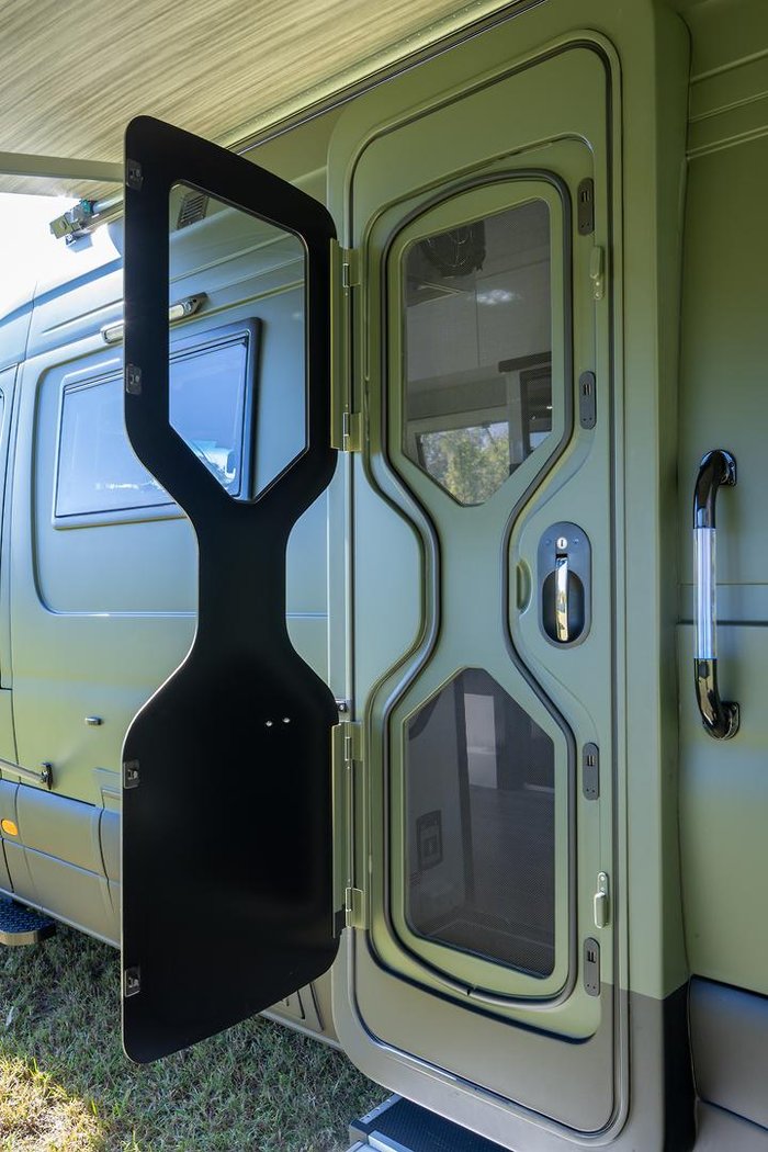 2026 Paradise MotorHomes Oasis Platinum AWD 519 (TAKING ORDERS FOR 2027 DELIVERY)