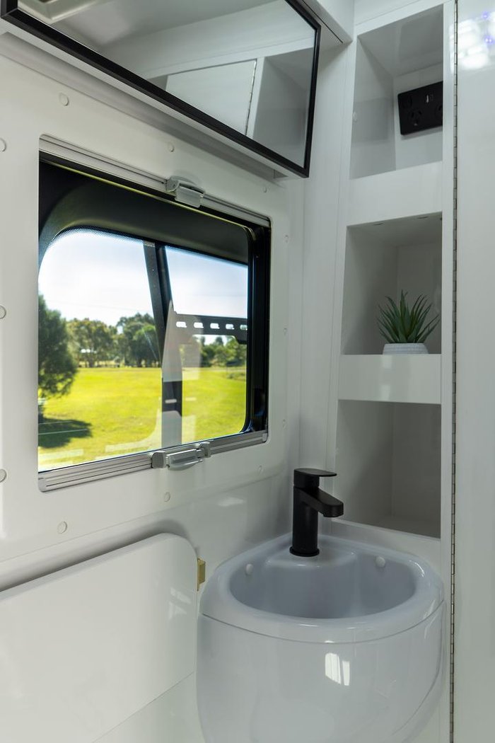 2026 Paradise MotorHomes Oasis Platinum AWD 519 (TAKING ORDERS FOR 2026 DELIVERY)