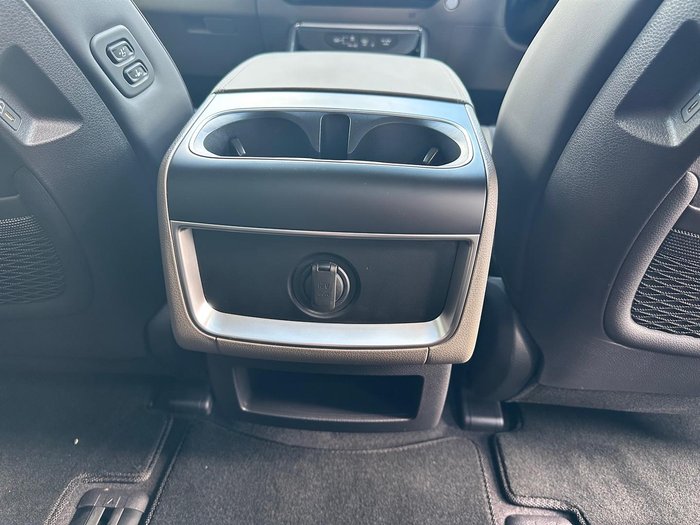 2024 Kia Carnival GT-Line