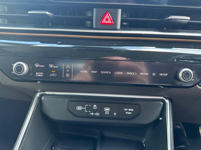 2024 Kia Carnival GT-Line