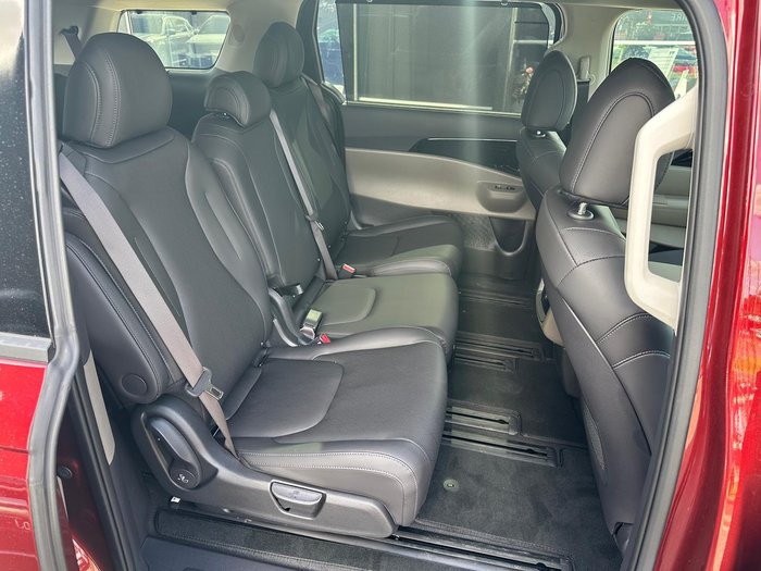 2024 Kia Carnival GT-Line
