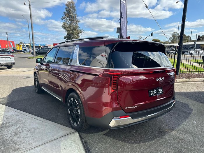 2024 Kia Carnival GT-Line