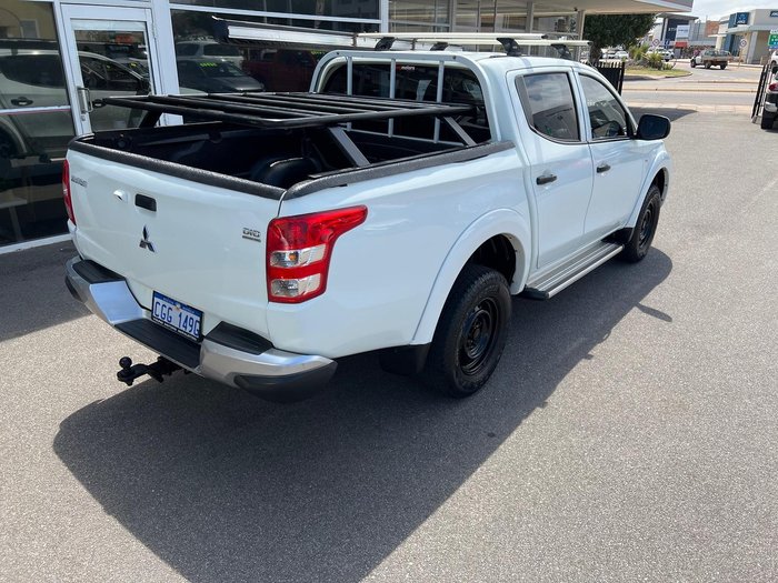 2017 Mitsubishi Triton GLX