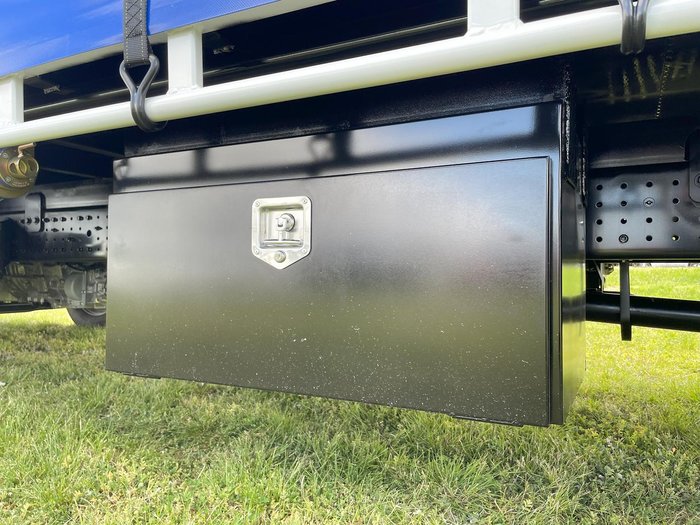 2025 Fuso Canter 918 White