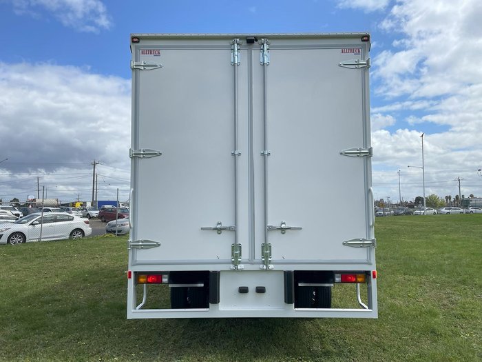 2025 Fuso Canter 918 White