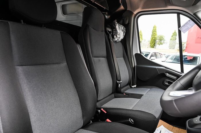 2024 Renault Master Pro 110kW
