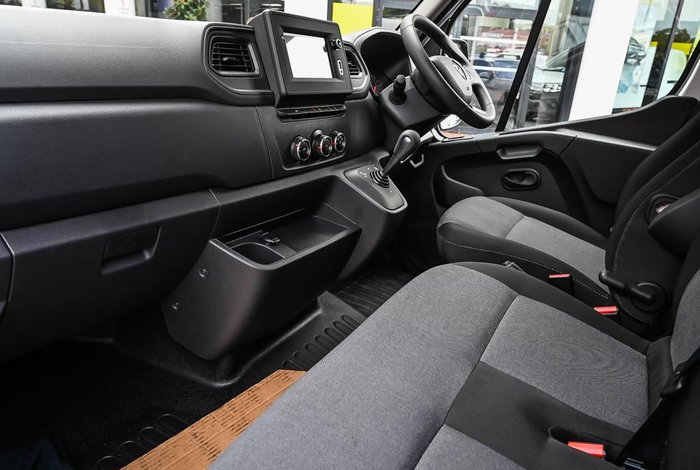 2024 Renault Master Pro 110kW