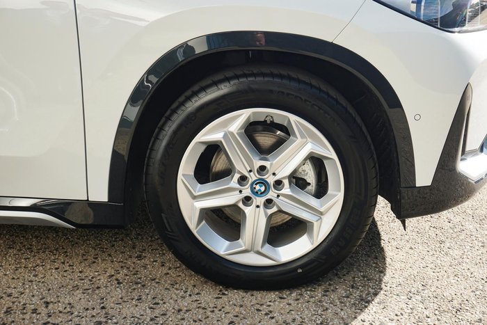 2023 BMW iX1 eDrive20 xLine