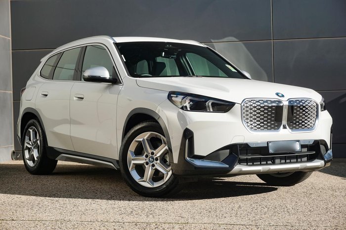 2023 BMW iX1 eDrive20 xLine