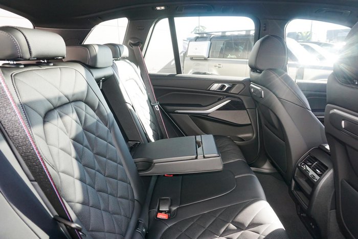 2023 BMW X5 xDrive40i M Sport