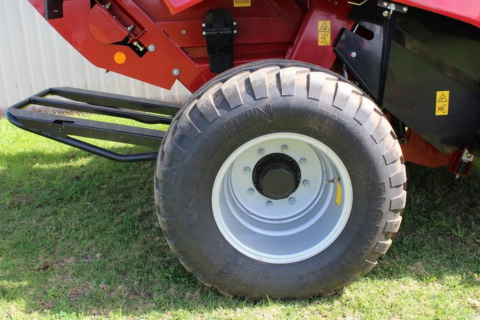 0 CASE IH Rb466 Hd Pro Round Baler Red