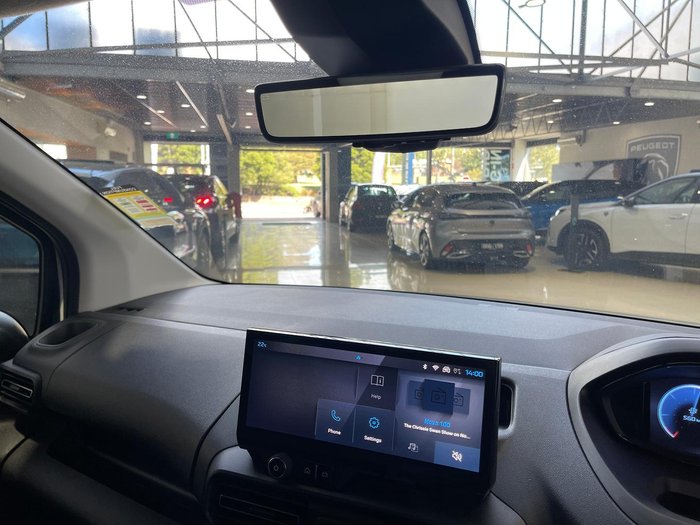 2024 Peugeot Partner Pro