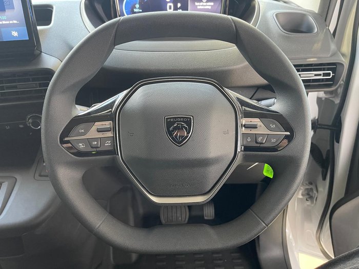 2024 Peugeot Partner Pro