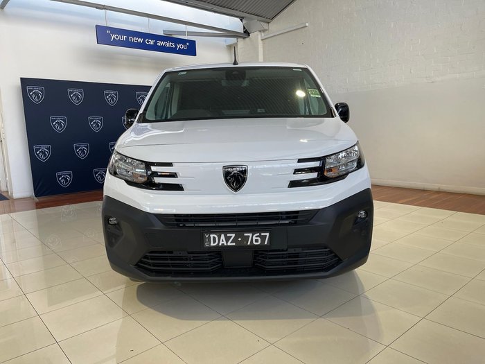 2024 Peugeot Partner Pro