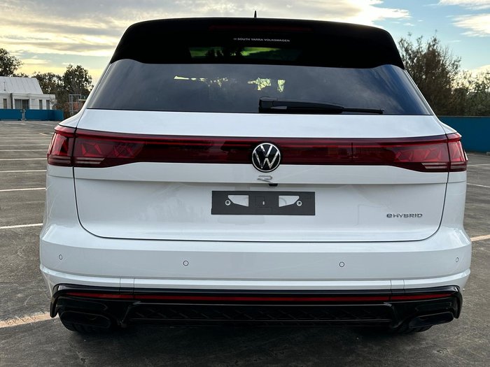 2024 Volkswagen Touareg R
