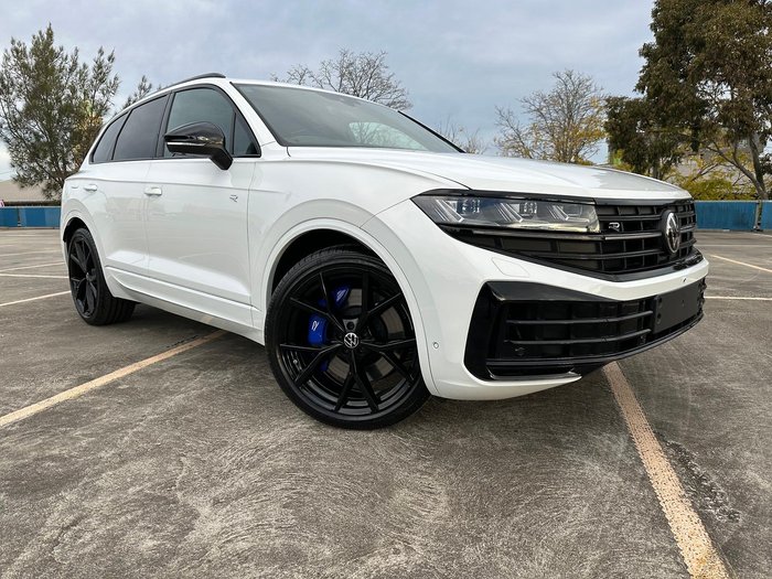 2024 Volkswagen Touareg R