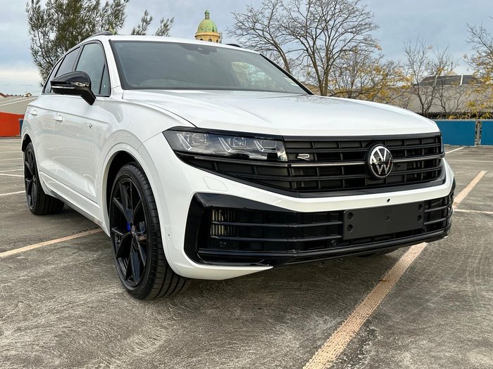 2024 Volkswagen Touareg R