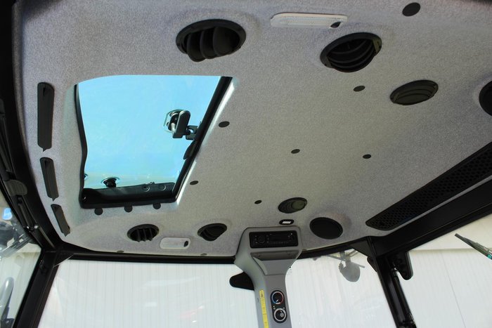 New Holland T5.110 Electro Command Tractor