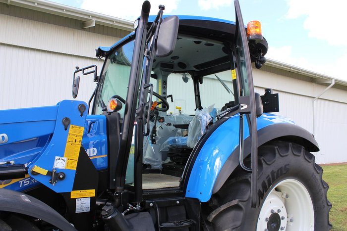 0 New Holland T5.110 Electro Command Tractor Blue