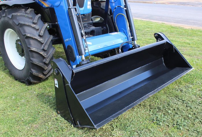 0 New Holland T5.110 Electro Command Tractor Blue