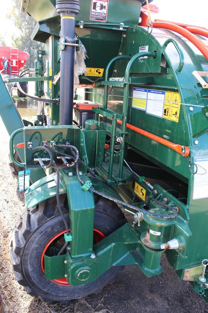 0 Richiger R990 Grain Bag Inloader Green