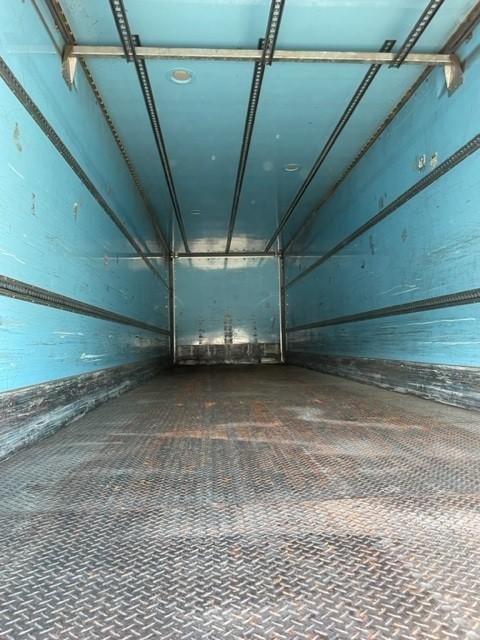 2011 Maxitrans 16P Dry Van Red