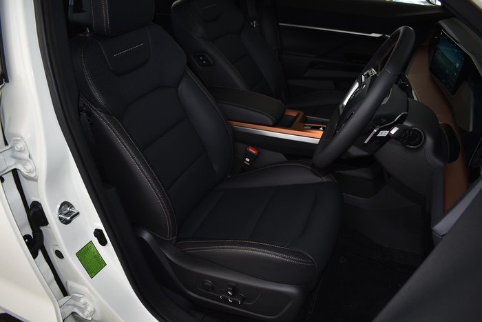 2024 KGM SsangYong Torres Ultimate J116 MY25 AWD Grand White