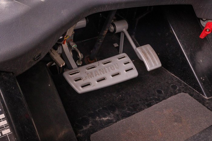 2018 Manitou Mc-X 18-4 Red