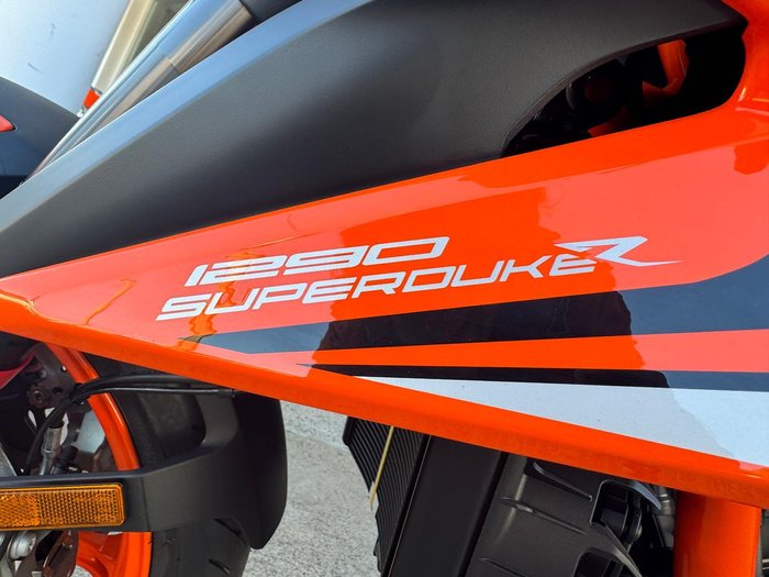 2022 KTM 1290 Super Duke R