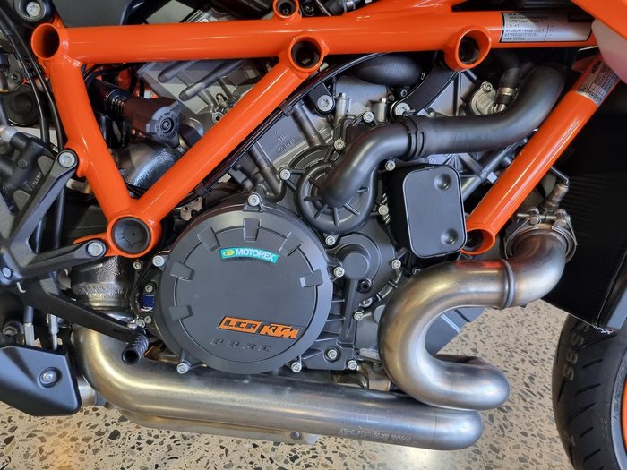 2022 KTM 1290 Super Duke R