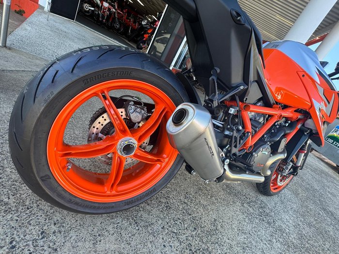 2022 KTM 1290 Super Duke R