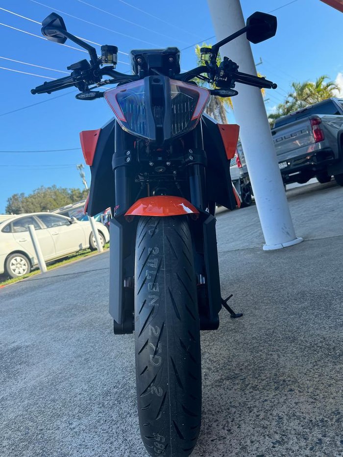 2022 KTM 1290 Super Duke R