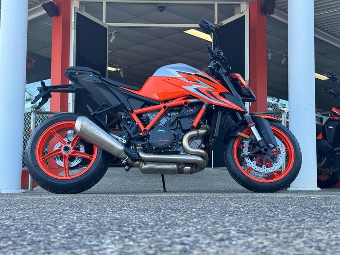 2022 KTM 1290 Super Duke R Super Duke