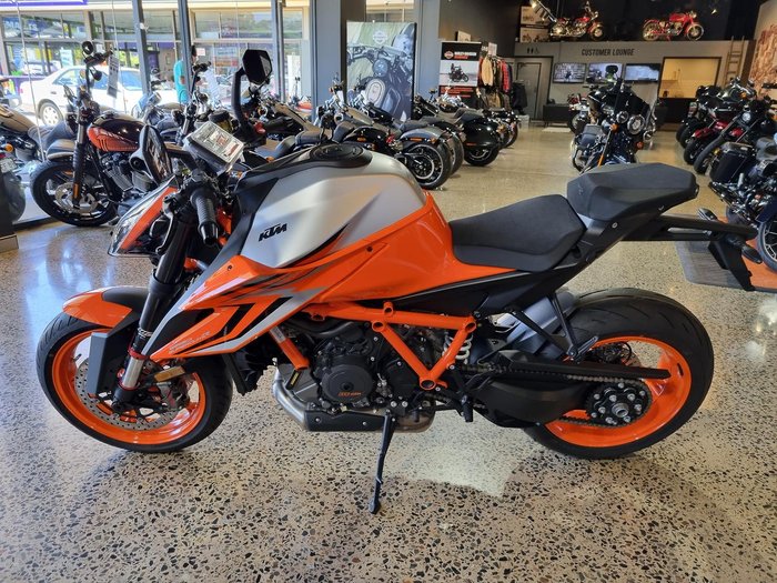 2022 KTM 1290 Super Duke R Super Duke