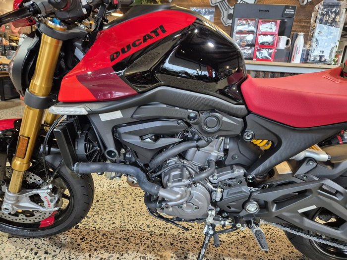 2025 Ducati Monster SP