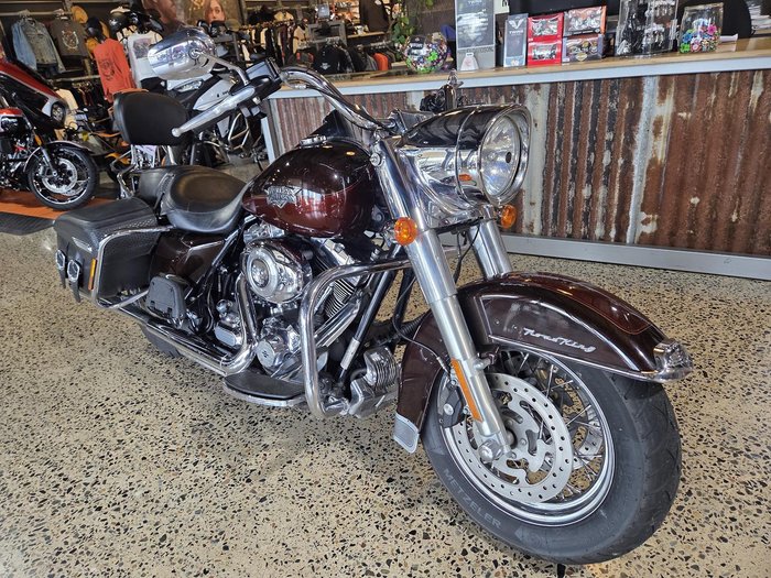 2011 Harley-Davidson Road King Classic 1690 (FLHRC)