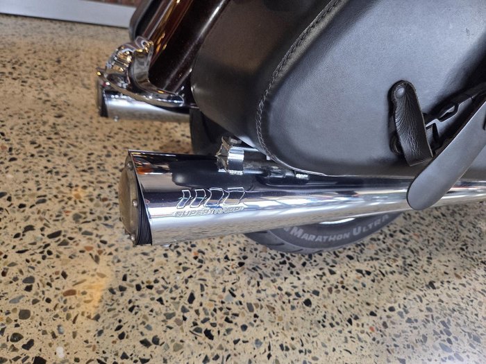 2011 Harley-Davidson Road King Classic 1690 (FLHRC)