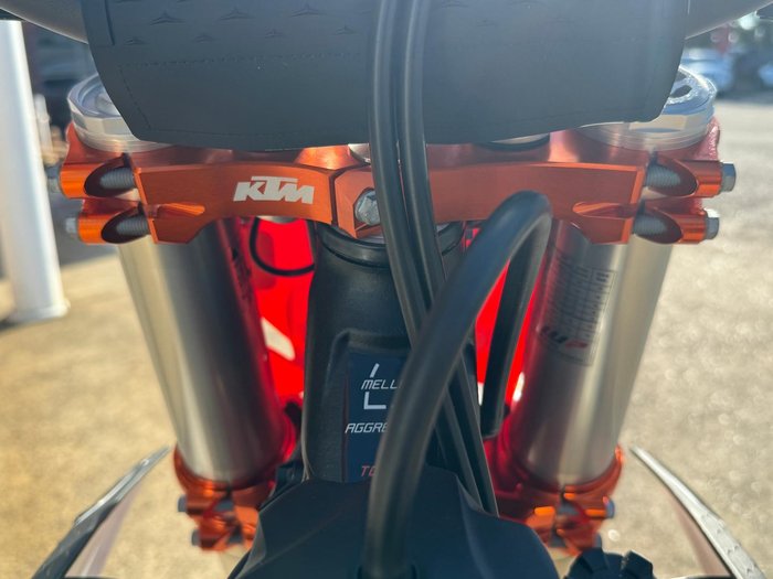 2024 KTM 450 SX-F SX-F Orange